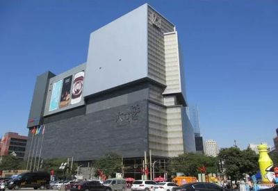 探场 | 倒计时12小时，开封首个丹尼斯明日亮相，2017开封商业完美收官！